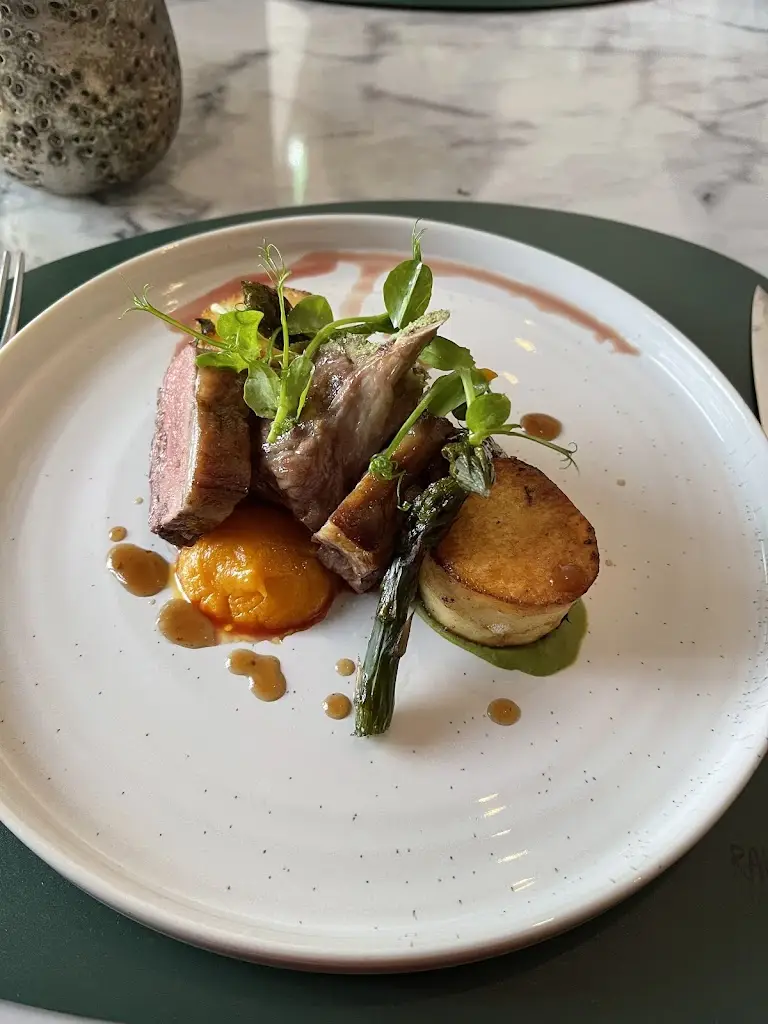 Menu_Ten Tables Restaurant_Wood Street Village_immagine_1