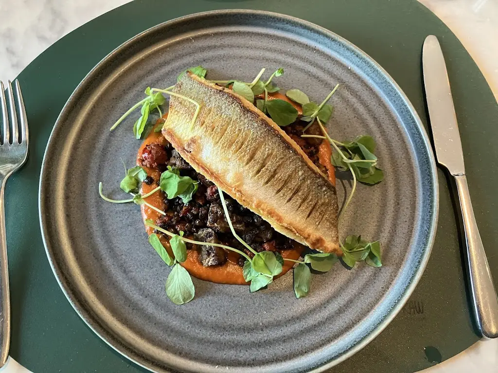 Menu_Ten Tables Restaurant_Wood Street Village_immagine_6