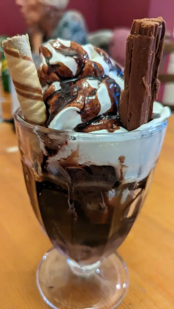 Louisa Dodson_The Propeller Inn_Bembridge_review