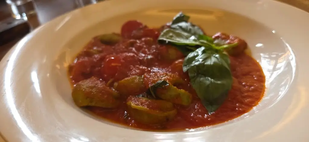 Eran Boudjnah_Positano_Wood Street Village_review