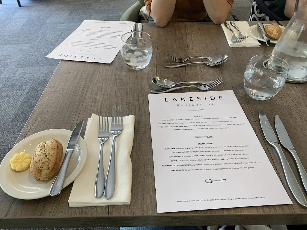 Menu_Lakeside Restaurant_Wood Street Village_image_3