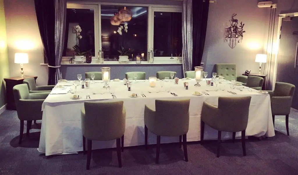 Lakeside Restaurant restaurant in Wood Street Village