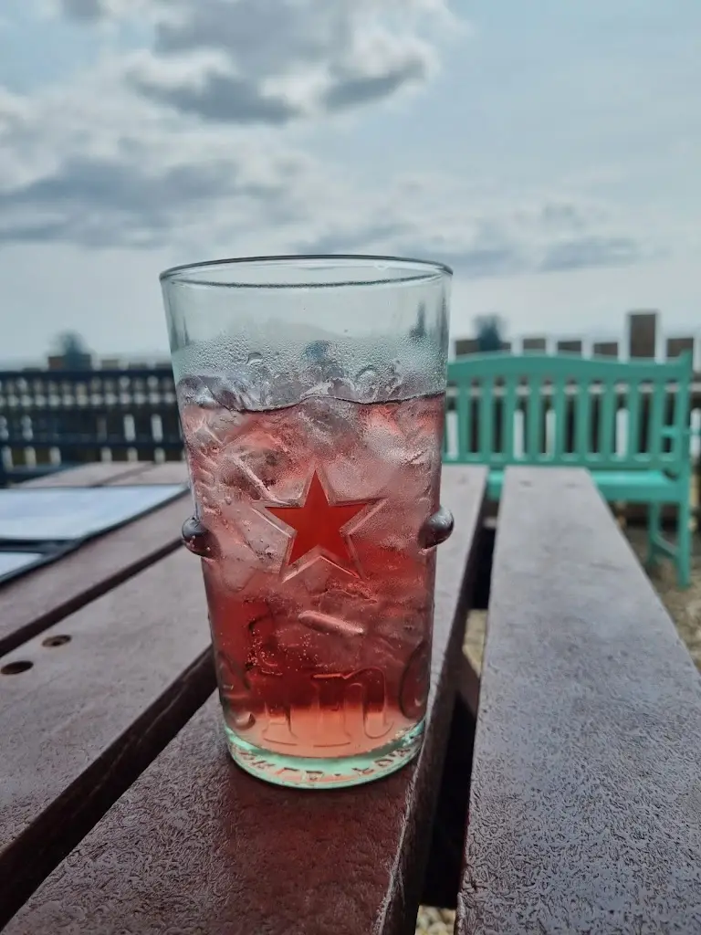 Menu_The Beach Hut Seafood Kitchen & Bar_Bembridge_image_9