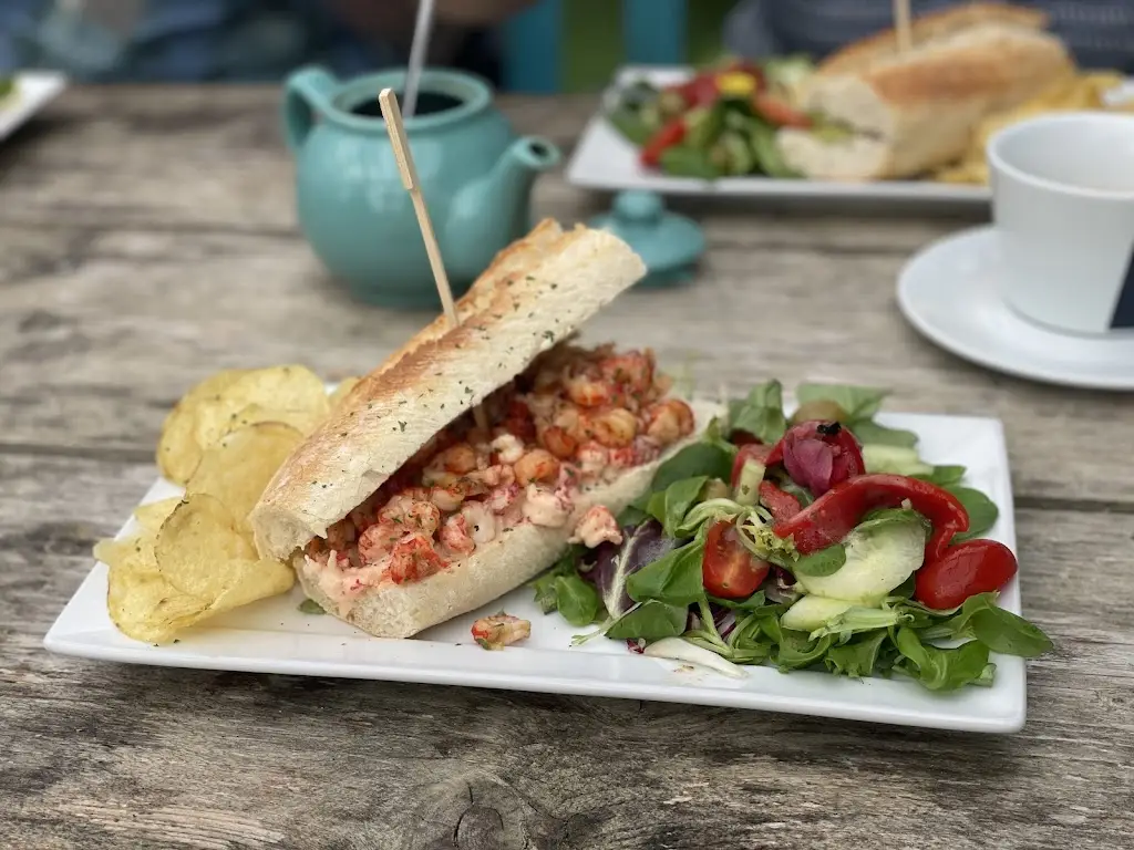 Mike IOW_The Beach Hut Seafood Kitchen & Bar_Bembridge_review