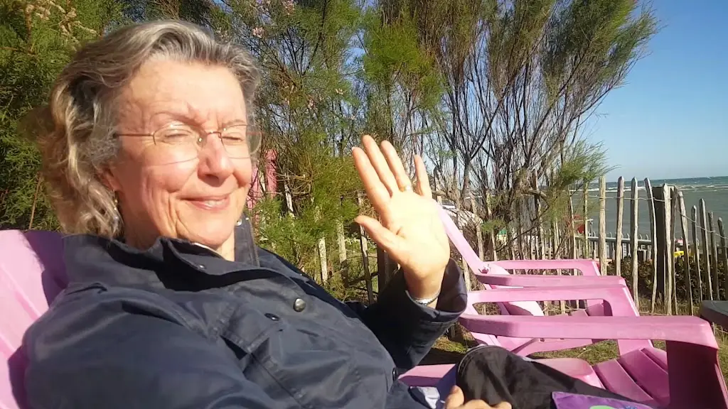 The Beach Hut Seafood Kitchen & Bar_Bembridge_slider_image_2