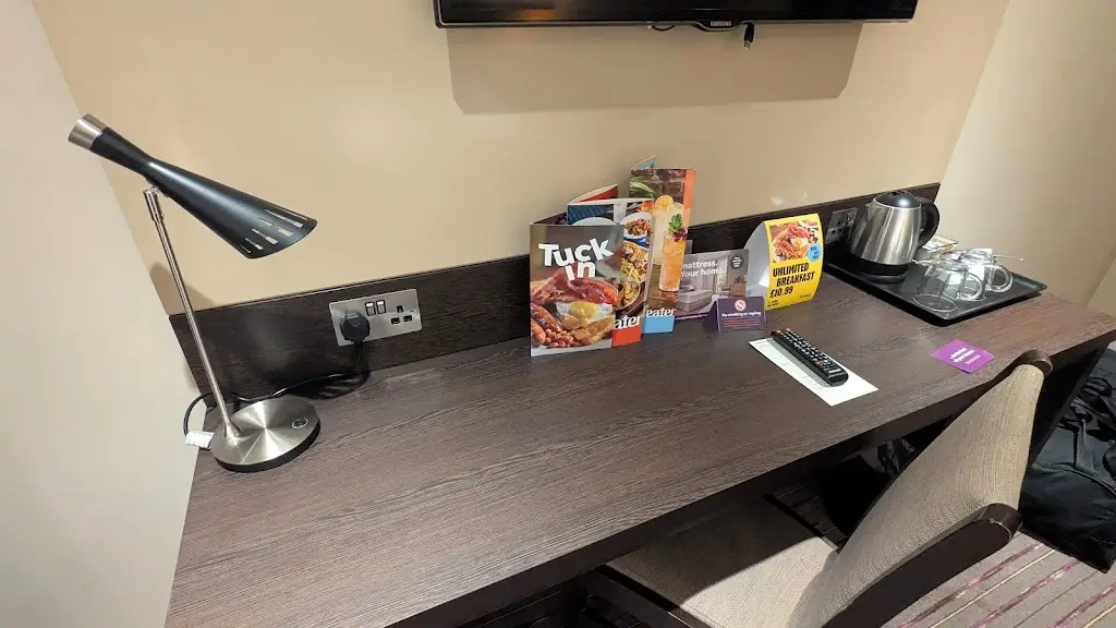 Sarah C_Premier Inn Lincoln  hotel_Wragby_review