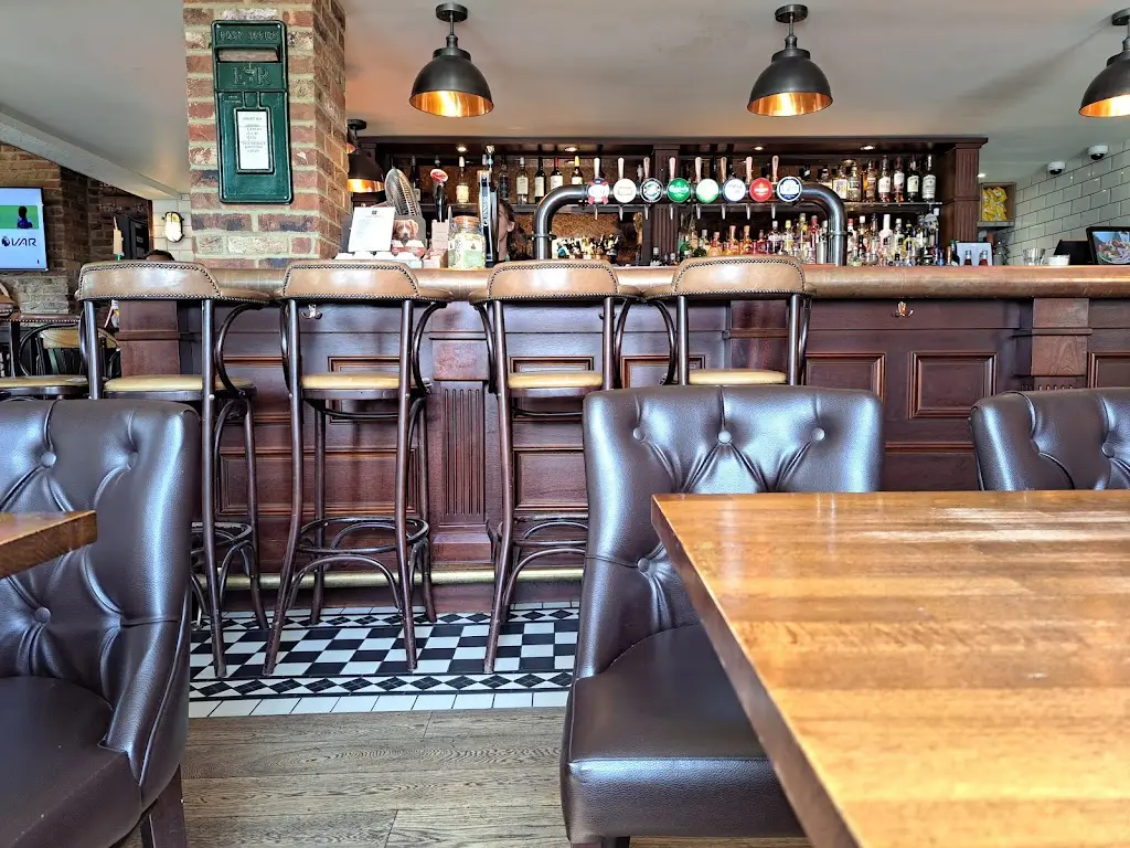 Antony Calver_The Medway Inn_Wouldham_review