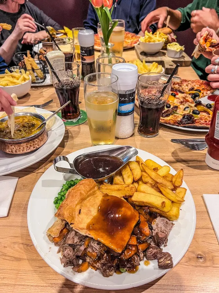 Neil Ward_The Old Village Inn_Bembridge_review