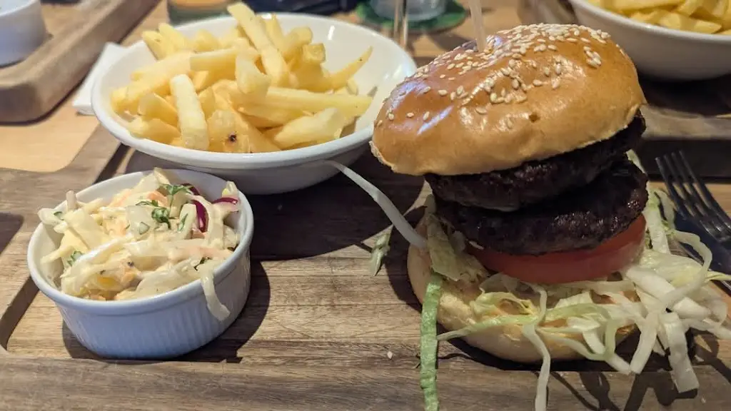 Matthew Wick_The Old Village Inn_Bembridge_review