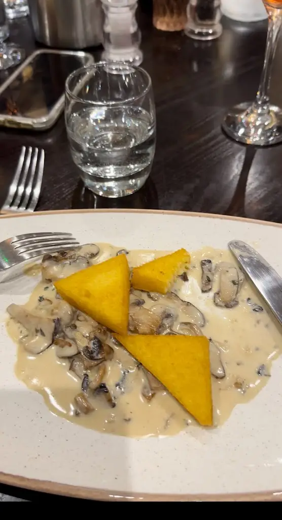 Andrea Williams_Lorenzo's Ristorante and Bistro_Woodhall Spa_review