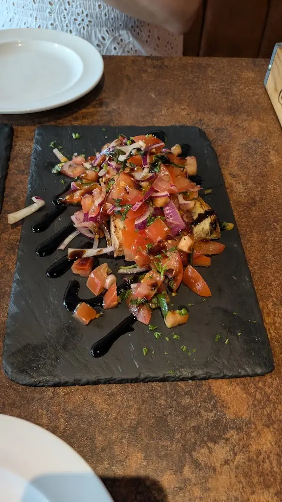 jason vines_Zucci Mediterranean Bistro_Woodhall Spa_review