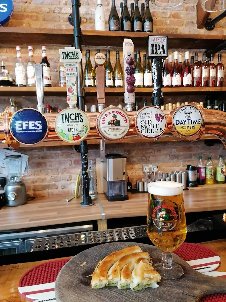 Zucci Mediterranean Bistro_Woodhall Spa_slider_image_2