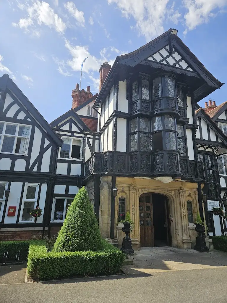 Teresa Wakeling_The Petwood Hotel_Woodhall Spa_review