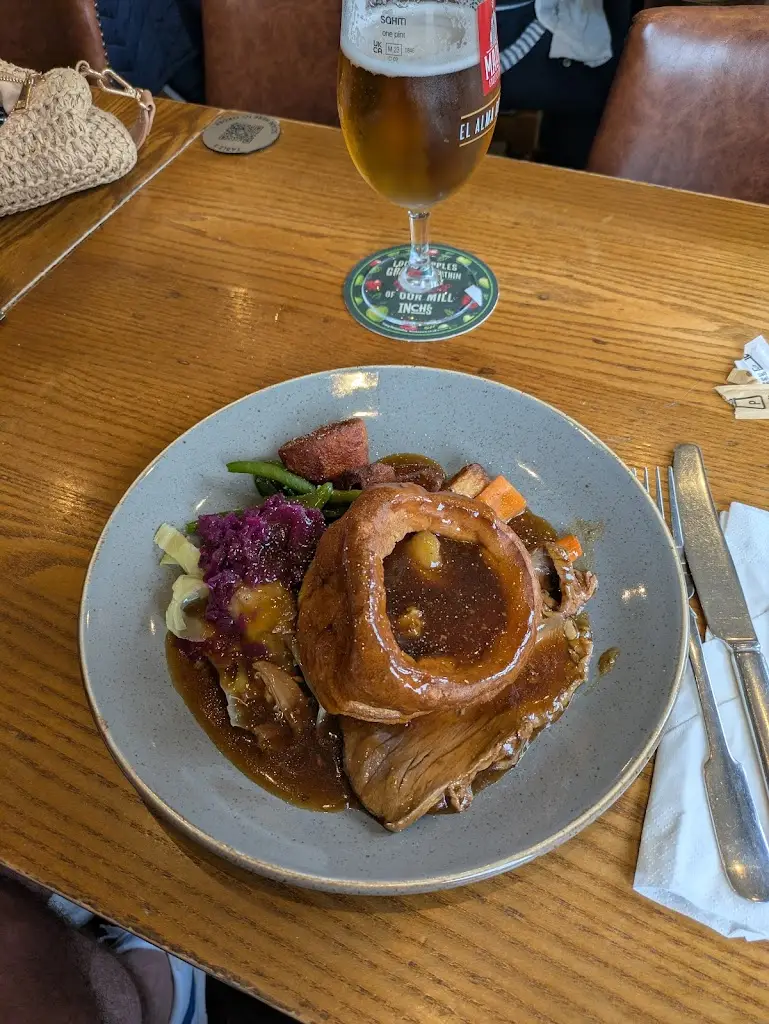 jason vines_The Mall_Woodhall Spa_review