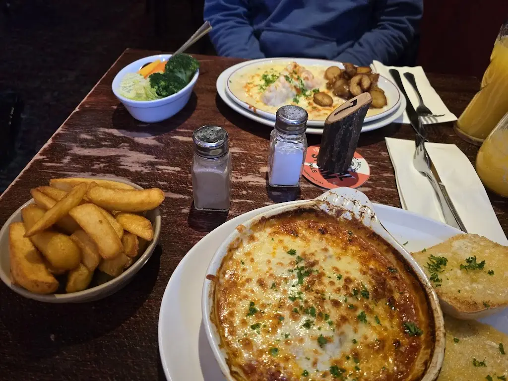 Sue C_The Abbey Lodge Inn_Woodhall Spa_review