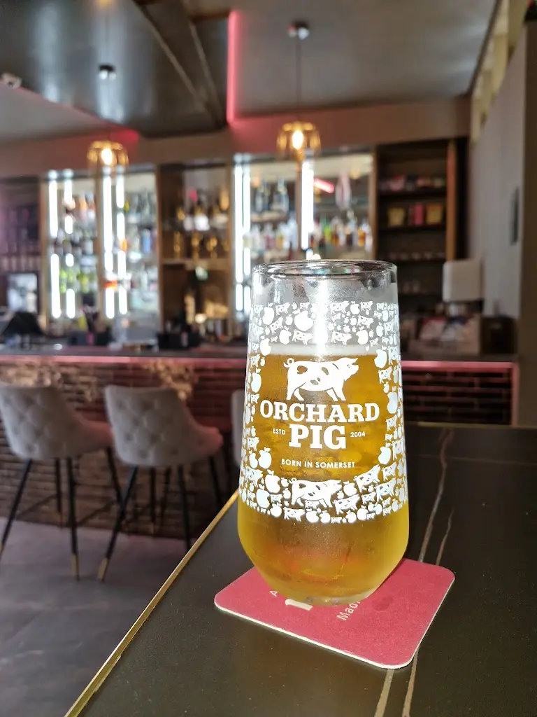 Luxe Bistro Bar_Woodhall Spa_slider_image_2