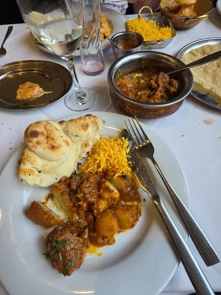 India Village Restaurant & Takeaway_Woodhall Spa_slider_image_2