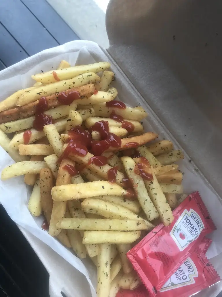 Mayuri Fernando_The Pilot Boat Inn_Bembridge_review