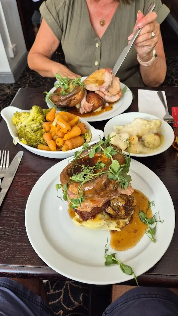 Menu_Butchers Arms_Woodsetts_image_2