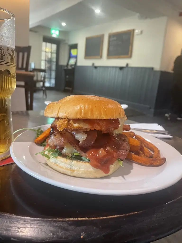 Butchers Arms_Woodsetts_slider_image_2