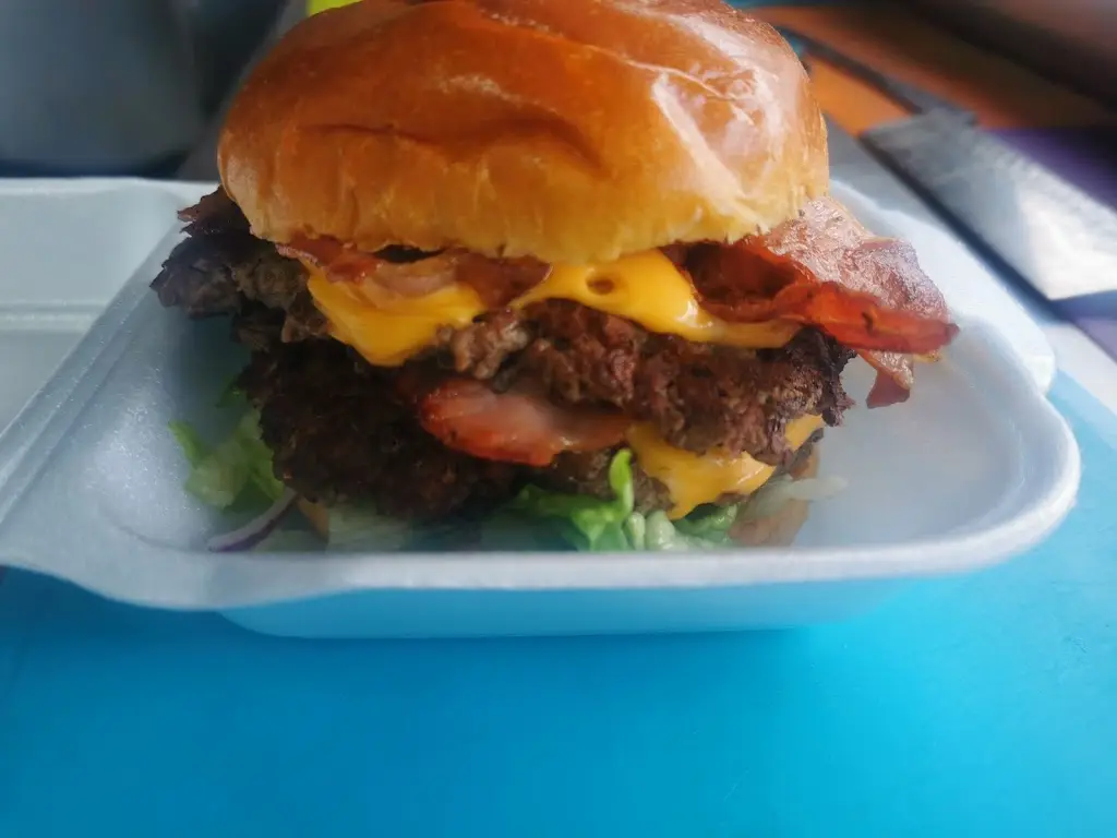 Menu_The SmashedBurger Bar_Woodsetts_image_7