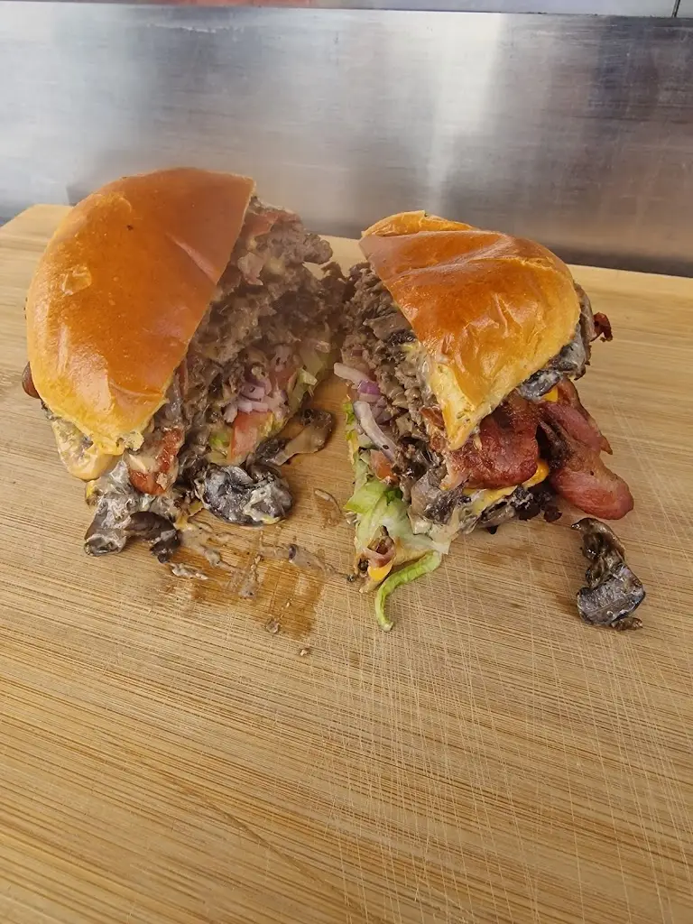 Menu_The SmashedBurger Bar_Woodsetts_image_8