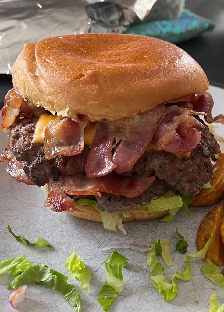 Kerry Whelan_The SmashedBurger Bar_Woodsetts_review