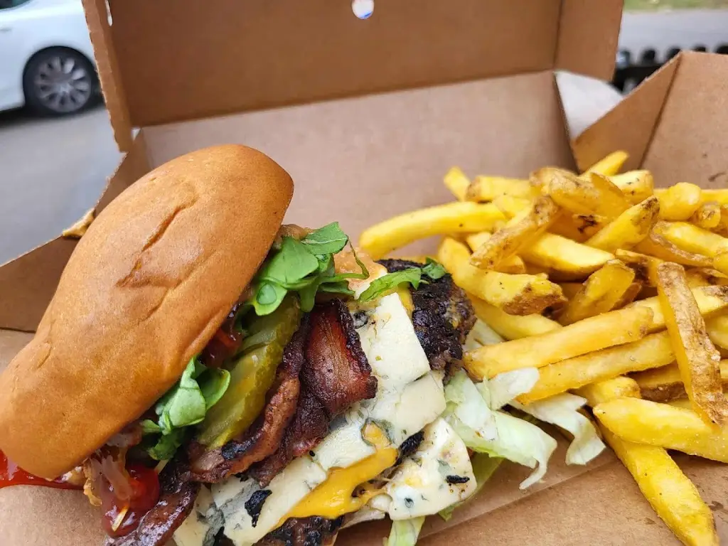 BJ's Burger Shack_Woodsetts_slider_image_1