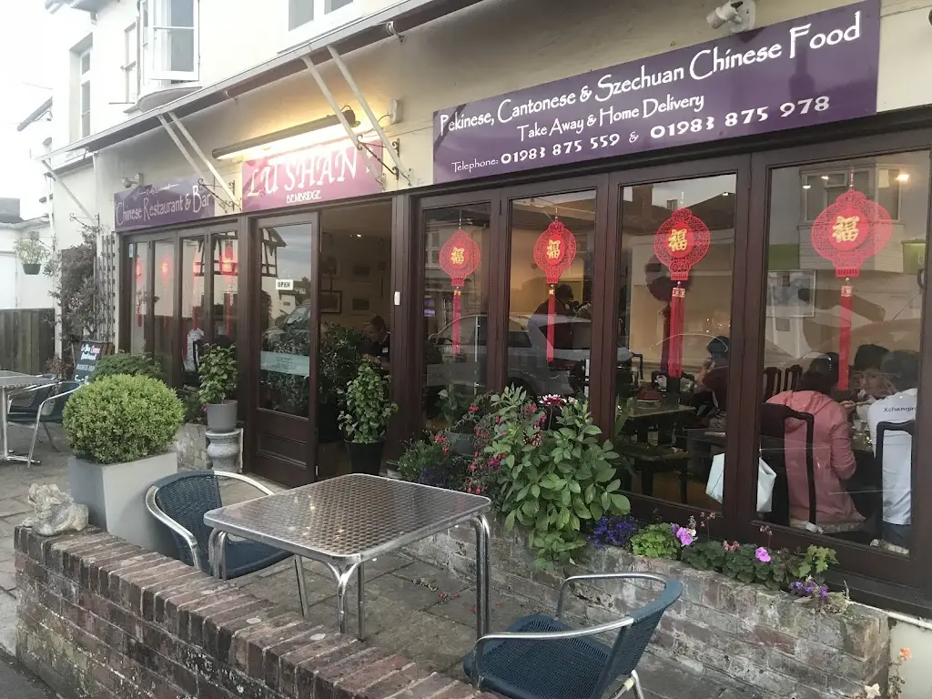 Lu Shan Chinese Restaurant restaurant in Bembridge