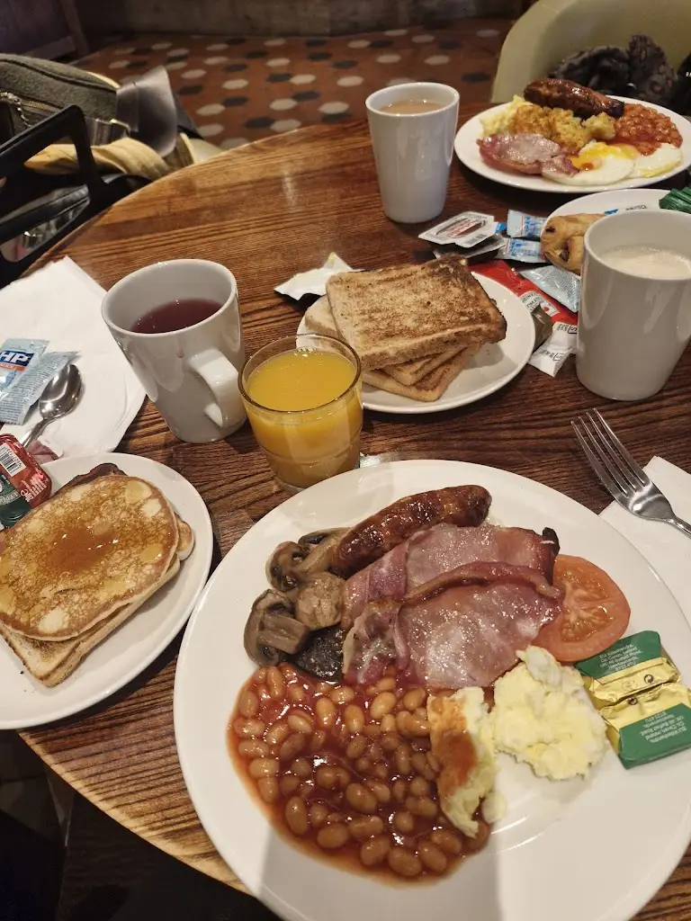 Menu_The Dukes Beefeater_Woodsetts_image_3