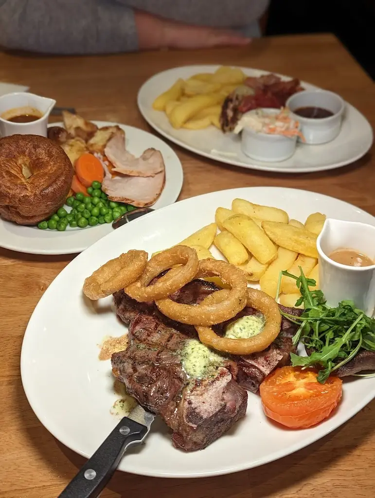 Menu_The Dukes Beefeater_Woodsetts_image_8