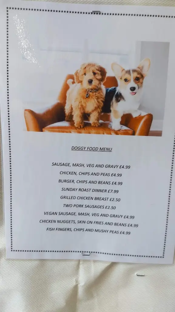 Menu_Three Legged Stool_Woodsetts_image_2