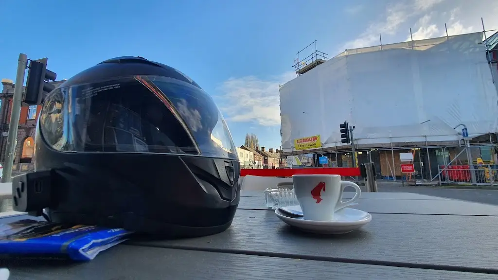 Alitalia Bistro_Woodsetts_slider_image_3