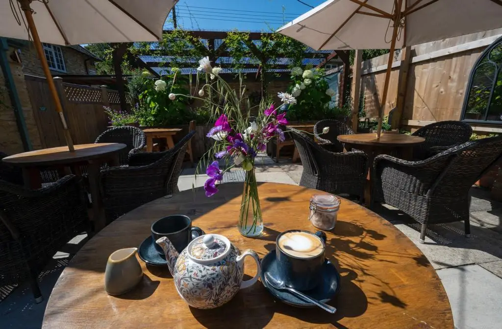 The Back Lane Tavern_Woodstock_slider_image_1