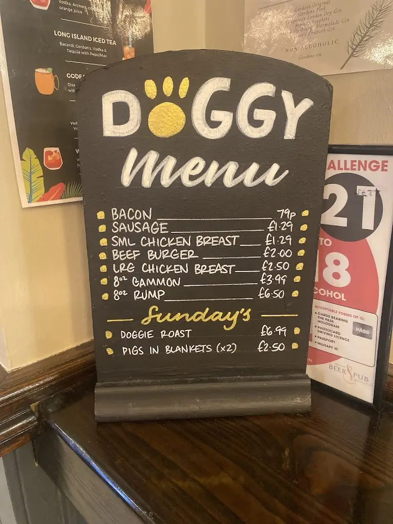 Menu_Crown_Wychbold_image_1