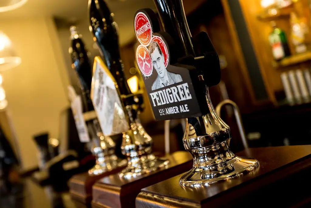 Crown_Wychbold_slider_image_2