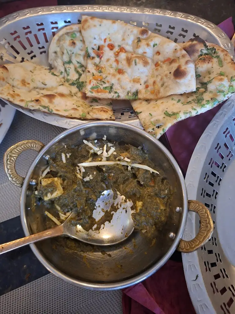 Mendi Restaurant_Wychbold_slider_image_2