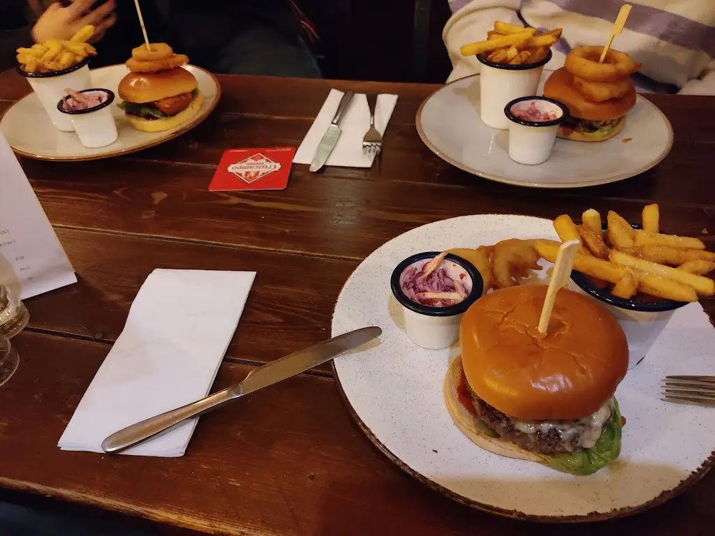 Halis Öztürk_Windmill - Wymeswold_Wymeswold_review