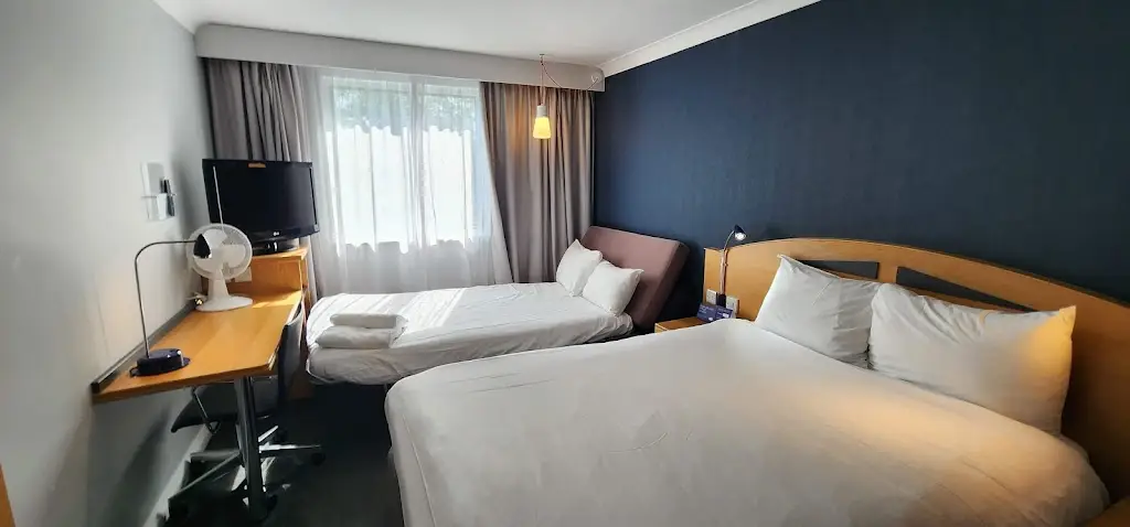 Pramod Nair_Holiday Inn Express Swindon West by IHG_Wroughton_review