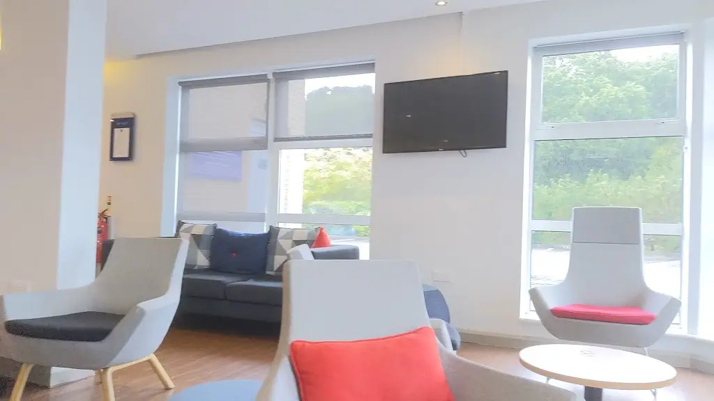 Holiday Inn Express Swindon West by IHG_Wroughton_slider_image_2