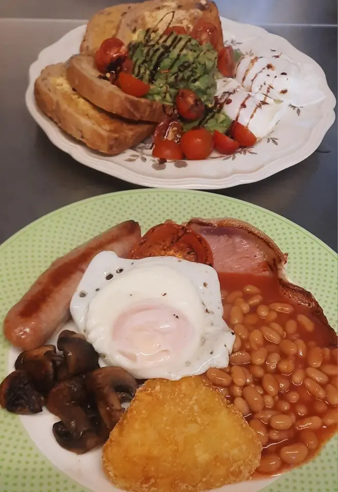 Menu_The Beehive Cafe, Wroughton_Wroughton_image_8