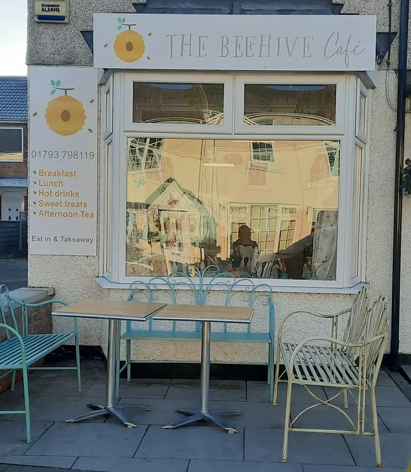 The Beehive Cafe, Wroughton restaurant in Wroughton