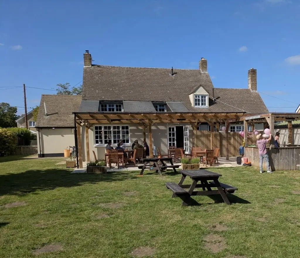Rachel H_The Red Lion_Yarnton_review