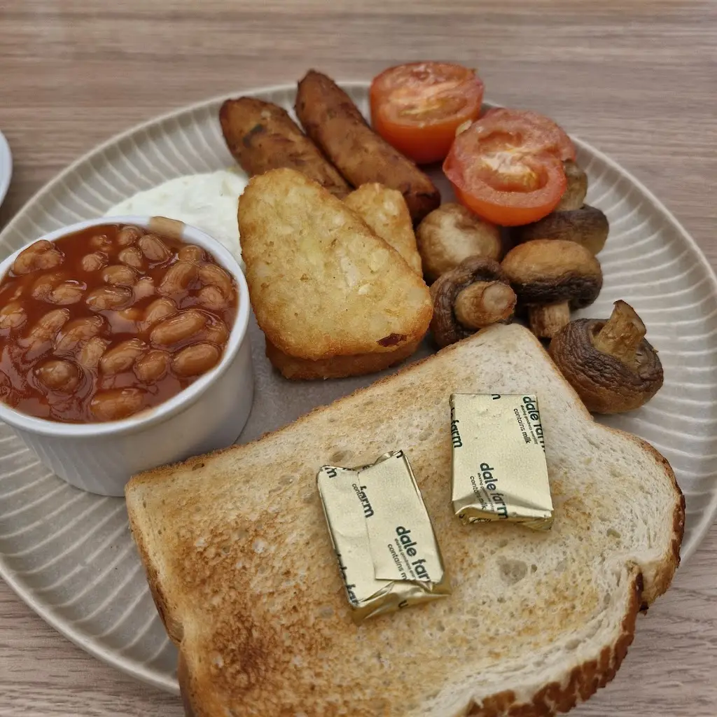 Louise Gifford_Cafe Maelmin_Wooler_reseña