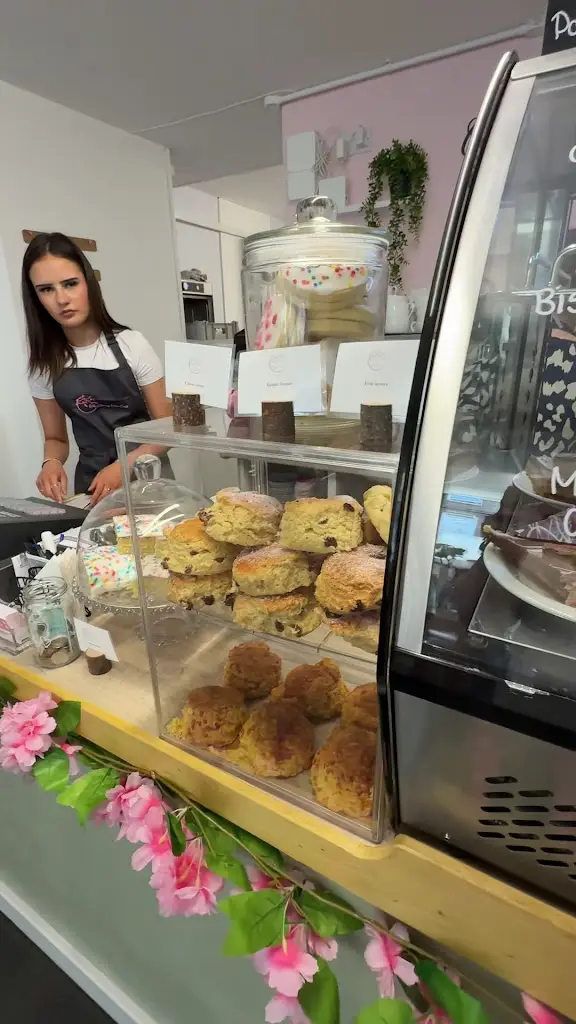 The Cherrytree Café_Wooler_slider_image_2