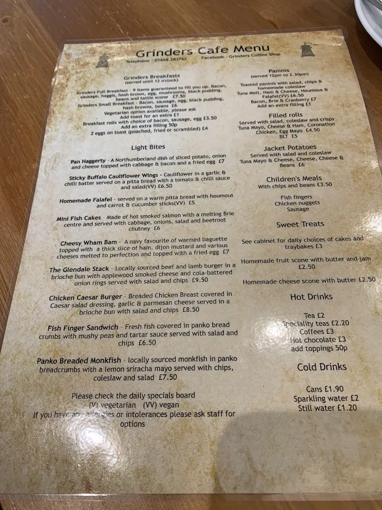 Elisa Winstanley_Grinders Coffee Shop_Wooler_review