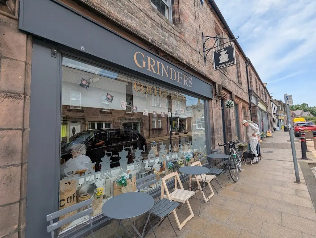 Grinders Coffee Shop restaurant in Wooler
