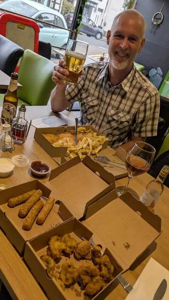 Clare MacLaren_Fry Fry_Wooler_review