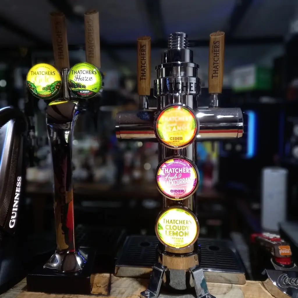 GreyPug_The Maypole Inn_Yapton_review