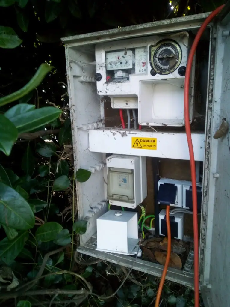 Glamping Ideas_The Maypole Inn_Yapton_review